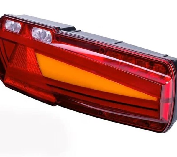 LED Rücklicht rechts (nicht dreieckig) 12-24v 7-PIN AMP | VC-5052B7