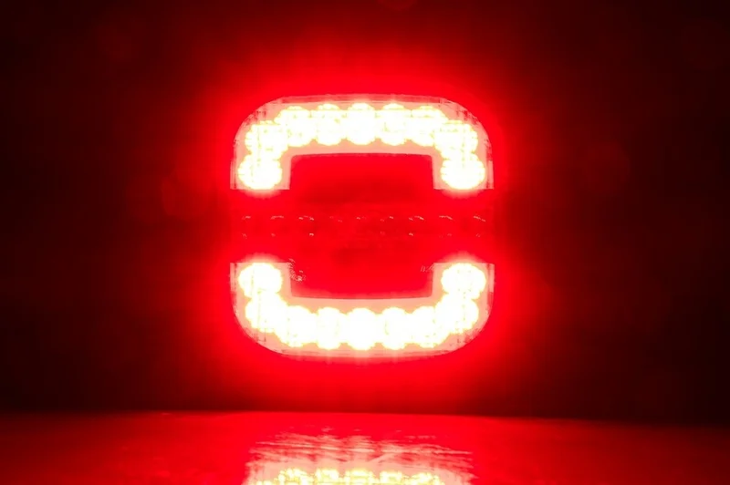 1a268b0f-5959-441e-a0b1-dbacc6257766-41383-nl LED Rücklicht kompakt | 12-24v | 1m. Kabel | VC-4200 – Bild 10