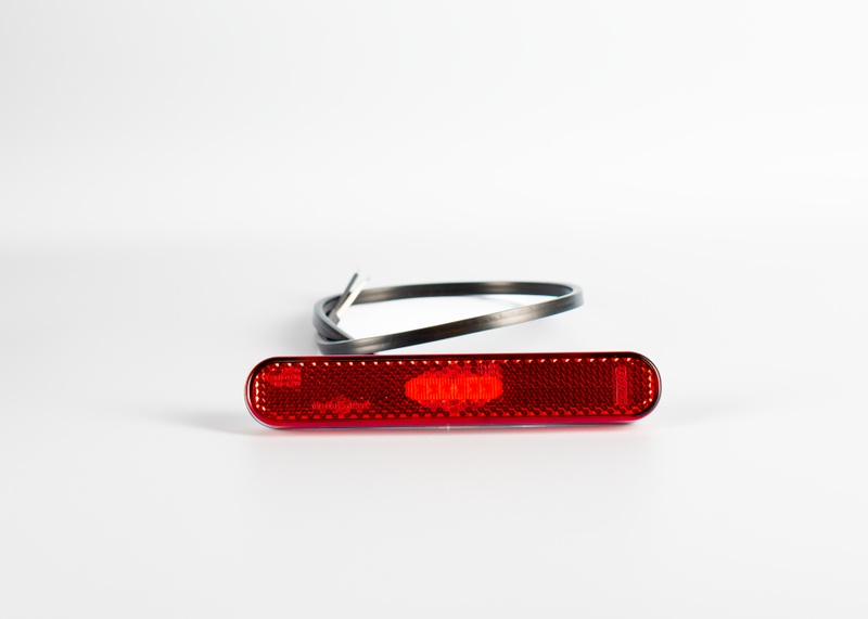 LED Slimline Markierungsleuchte rot Klebemontage 12-24v 50cm Kabel | MV-6590R