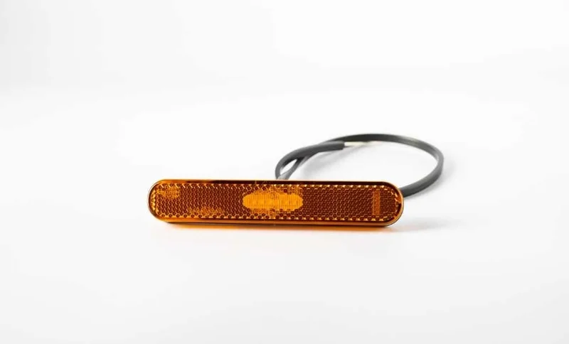 LED Slimline Markierungsleuchte (Klebemontage) 12-24v 50cm Kabel | MV-6590A